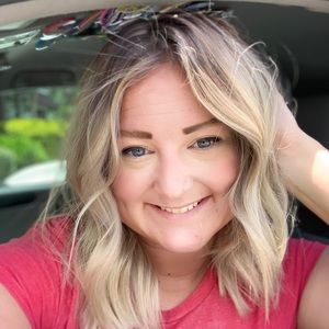 Meet your Posher, Liz